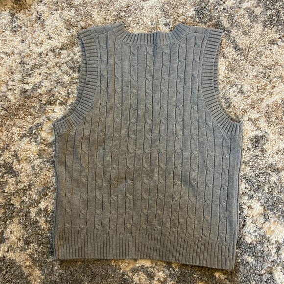 Cable Knit Sweater Vest - Picture 3 of 4